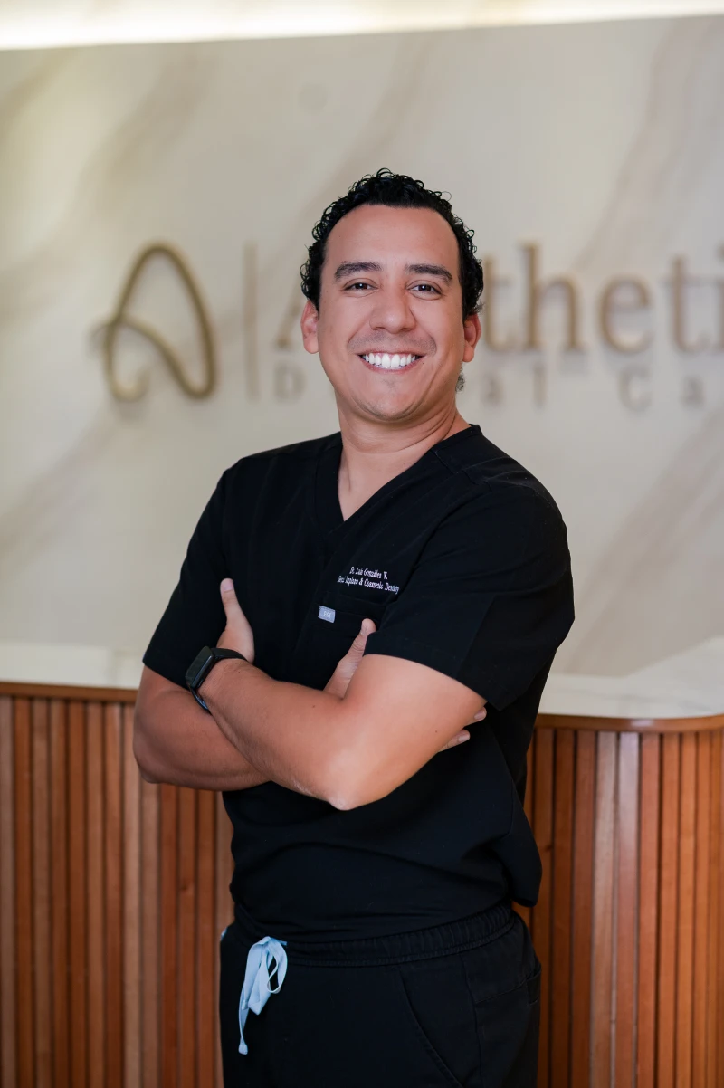 Aesthetic Dental Care Costa Rica | Team | Dr. Luis González